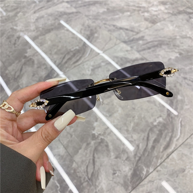 Óculos Feminino de Luxo Cravejado - Proteção UV400